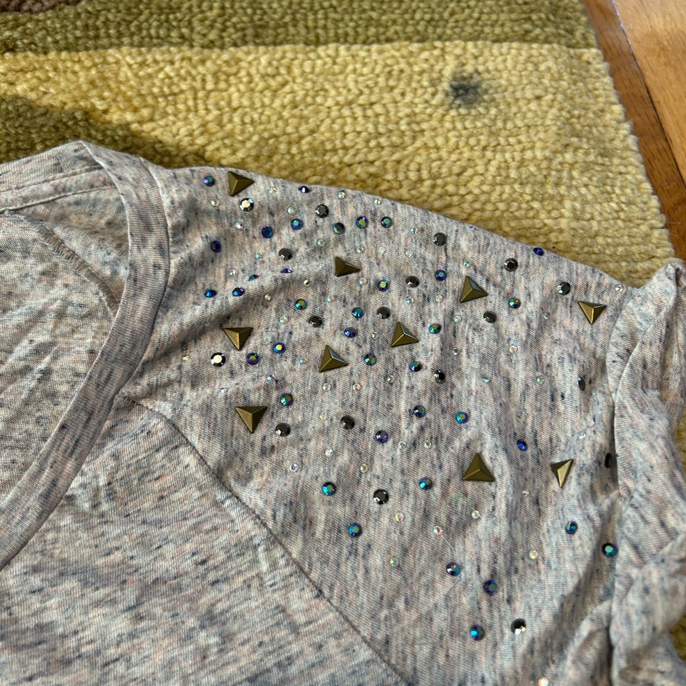 NWT Victoria’s Secret PINK Retro Grey Graphic T Shirt Rhinestones Beaded Small - Picture 3 of 6